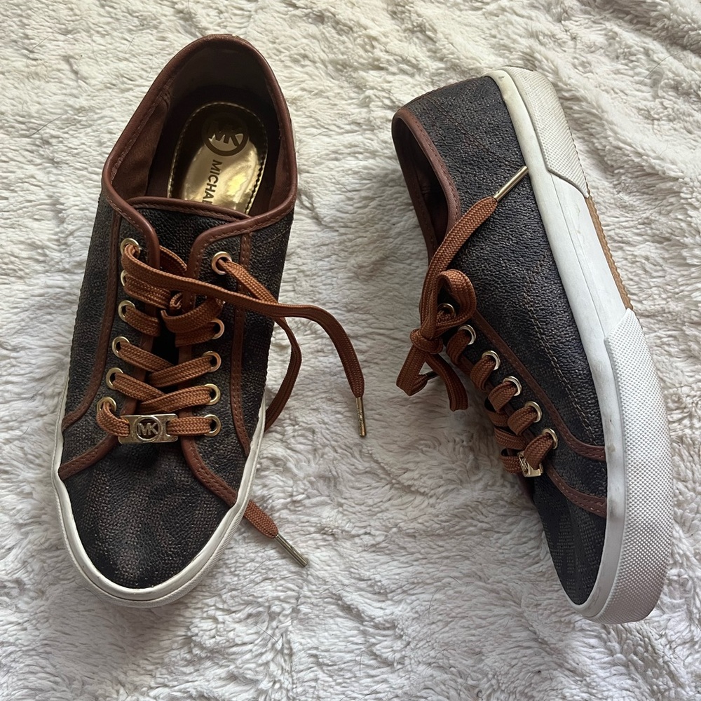 Michael Kors Brown Logo Sneakers 8 EUC